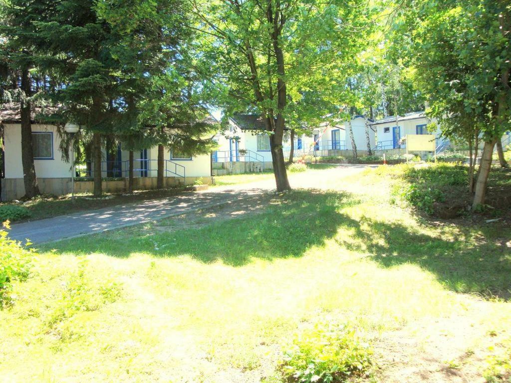 Комплекс Белите Къщи Shtarkelovo Gnezdo Exteriér fotografie